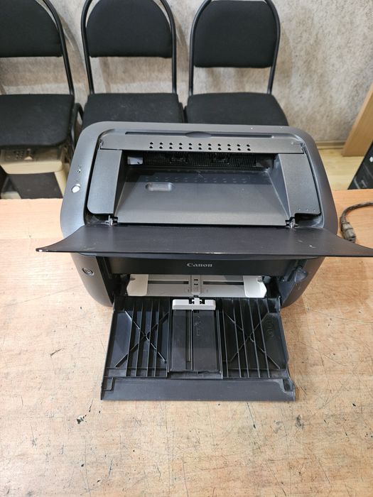 Продаются Принтера Canon и Hp