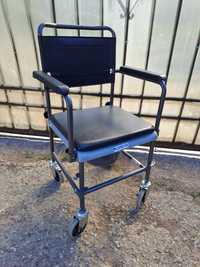 scaun wc pentru persoane cu dizabilitati
