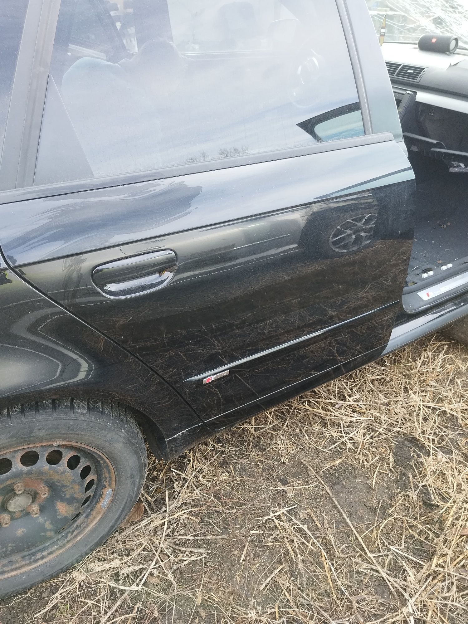 Ușa, portiera dreapta spate Audi A4 b7 brek