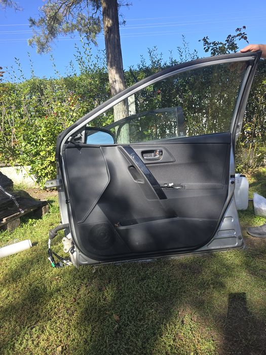 Usa portiera hayon bara tripla oglinda auris II HB,brek