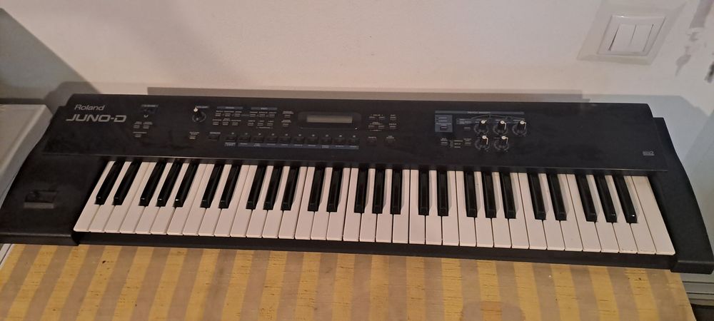Keyboard clape claviatura roland juno-d defecta