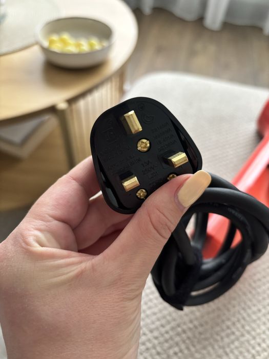 Уред за гладене с пара Tefal