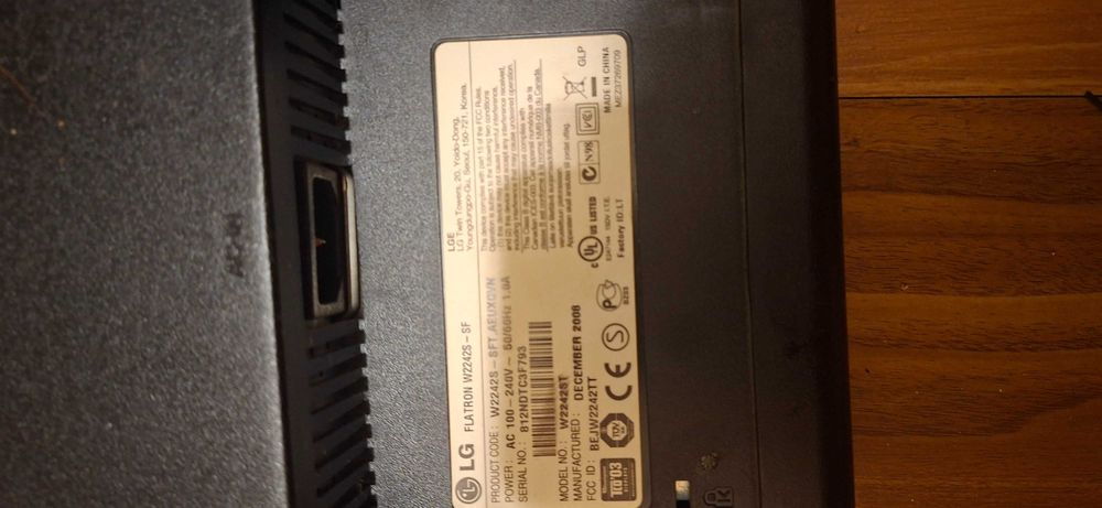 Monitor LG gri foarte putin folosit