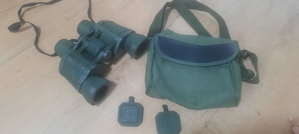 Бинокль продам .