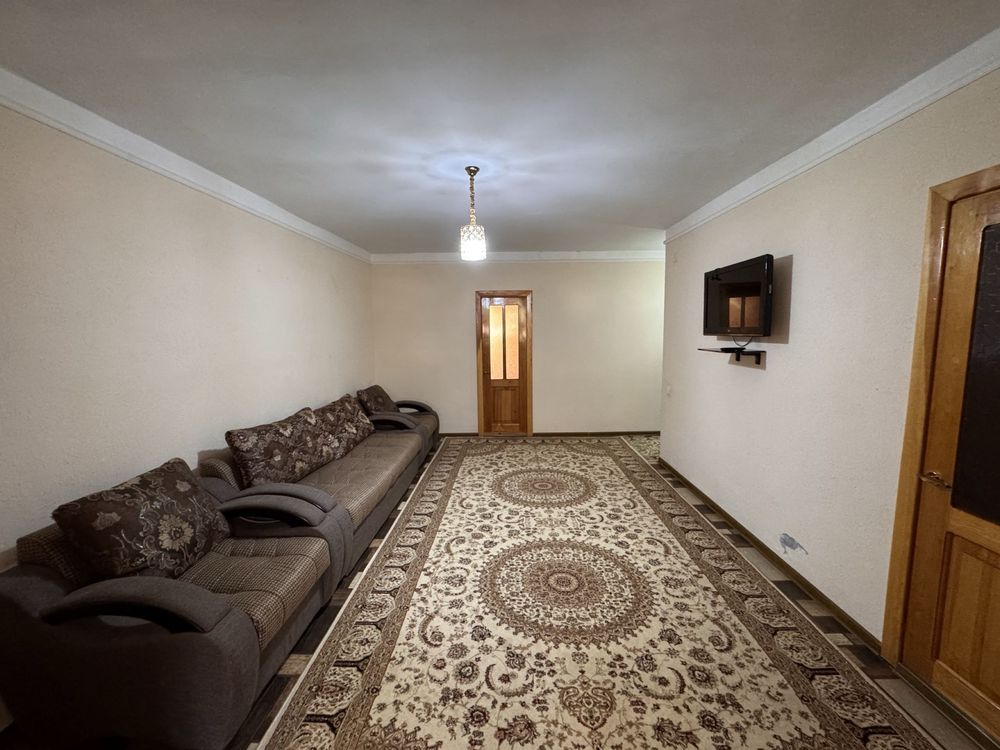 Продается 2 ком. Квартира на 2 этаже площадью 52 кв.м.