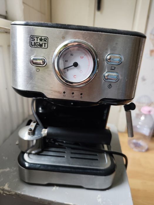 Vând expresor cu defect