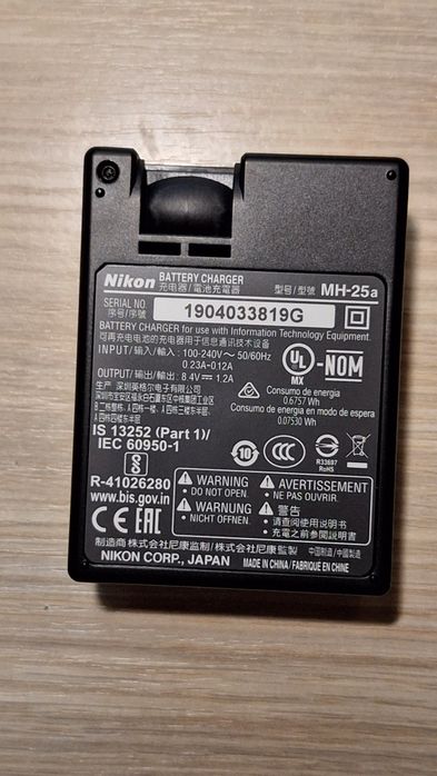 Incarcator original Nikon MH-25a nou