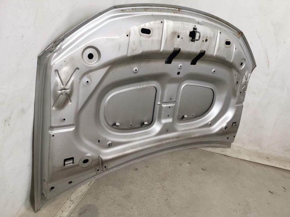 Преден капак Дачия Сандеро 2 / Dacia Sandero 2 [- ] Леко повреден