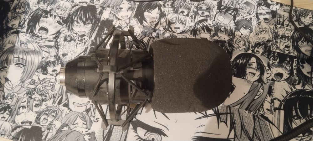 Студийный микрофон