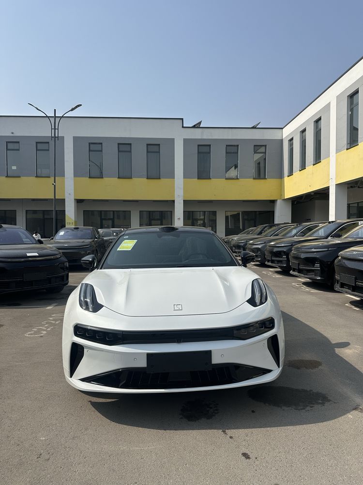 Zeekr 001 Restyling Full skidka narxlarda notarusga tayyor