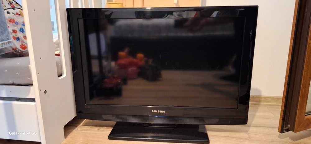 Televizor Samsung 81 cm Diagonala