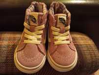 Vând ghete Vans de piele Nr 19