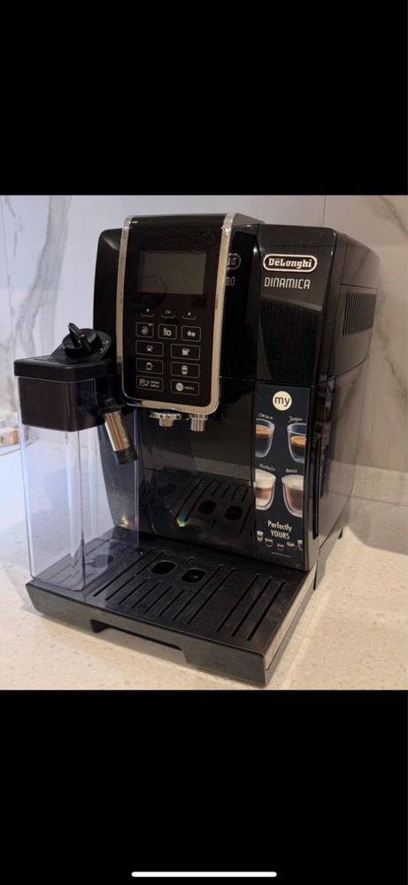 Кофемашина Delonghi