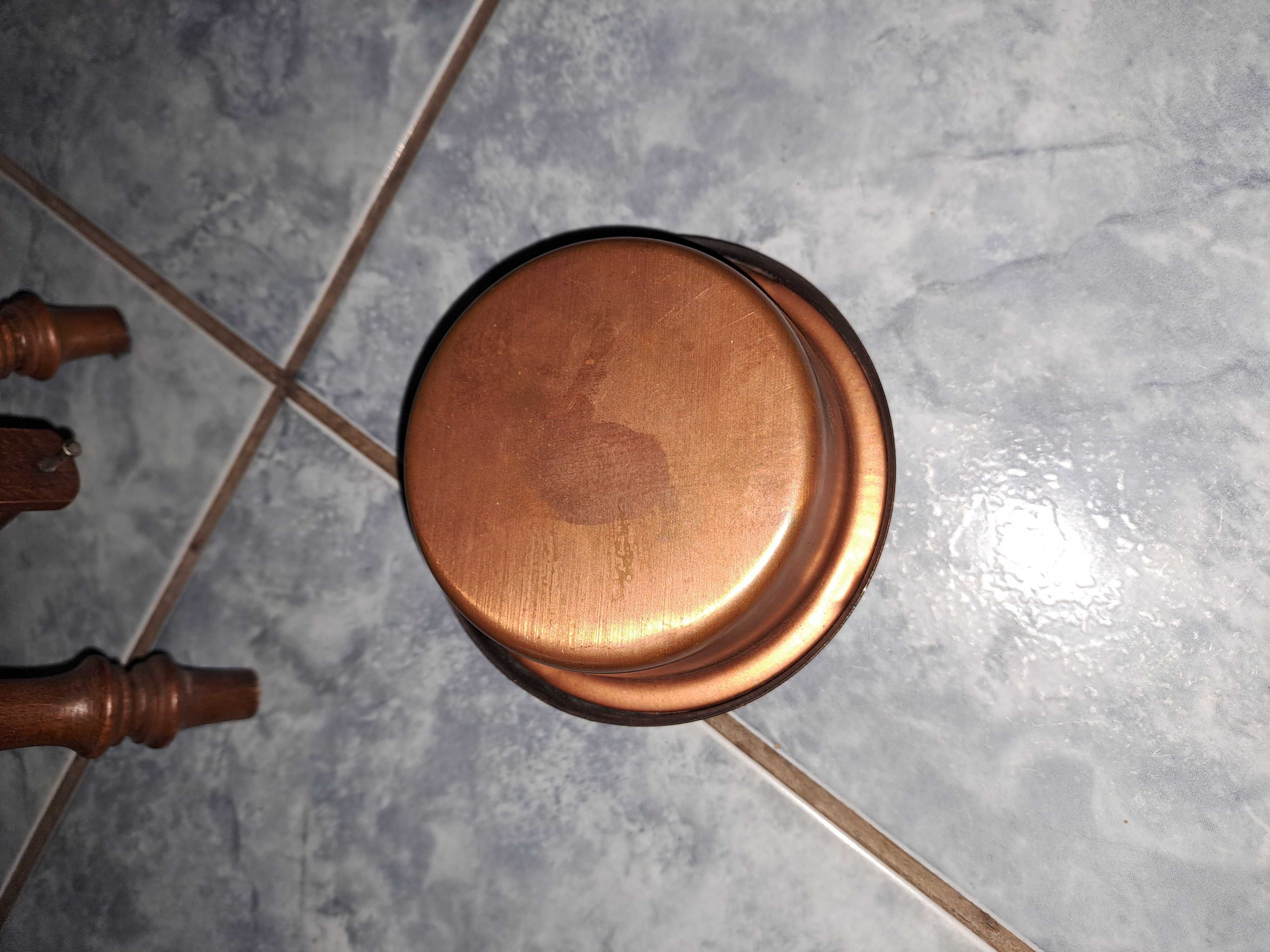 scrumiera fuior vartelnita