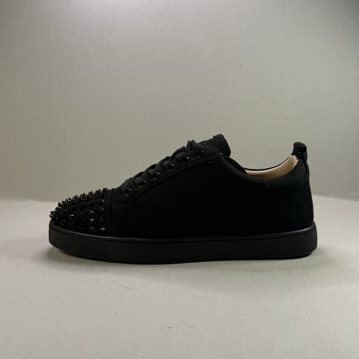 Louboutin Black Spikes! НОВИ!