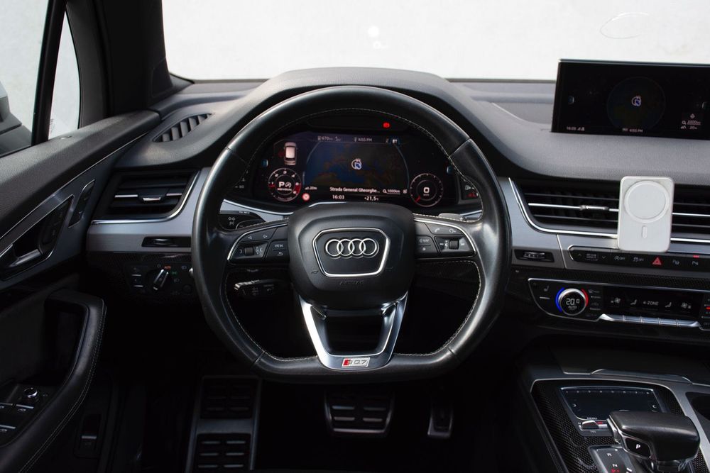 Vand/Schimb AUDI  SQ7 Quattro *PANO*BOSE*AHK*ACC*22’’*Full Option
