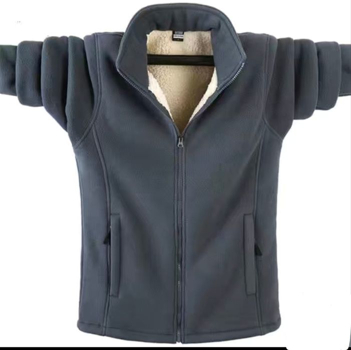 Утепленная кофта на молнии