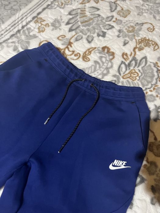 Pantaloni nike tech albastrii