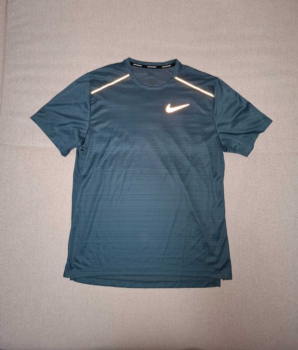nike dri fit M sala alergere fitness