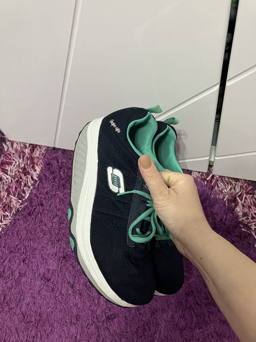 Adidas Skechers Shape-ups