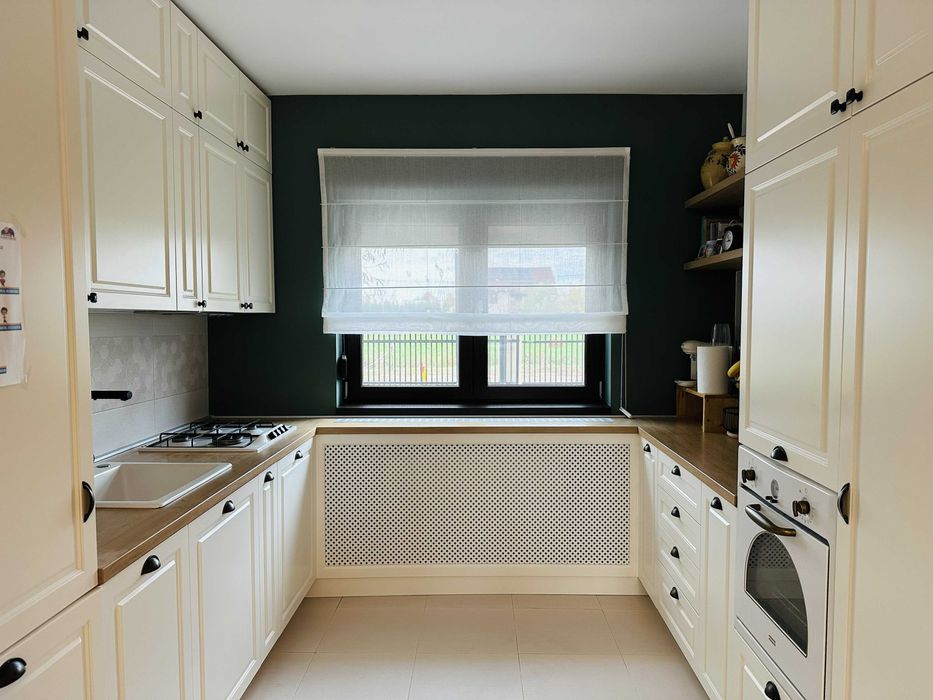 Proprietar - vand duplex complet mobilat si utilat.