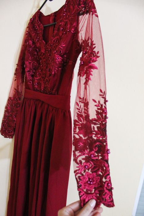 Rochie lungă vișinie