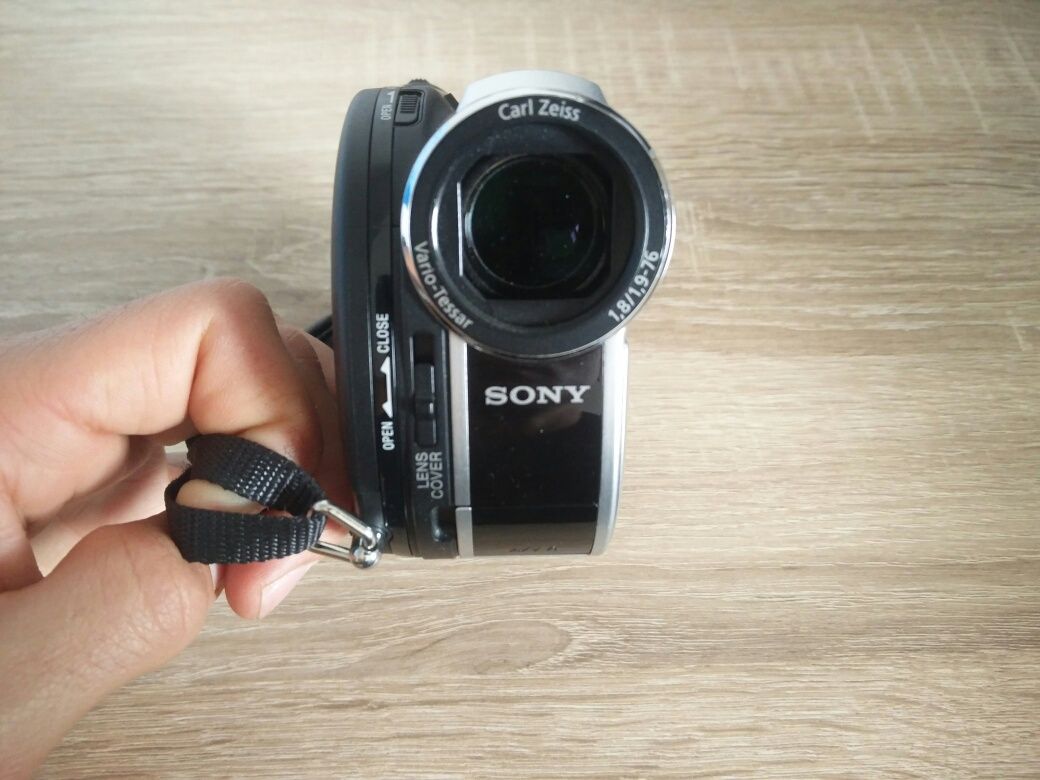 sony carl zeiss vario-tessar 40x digital handycam