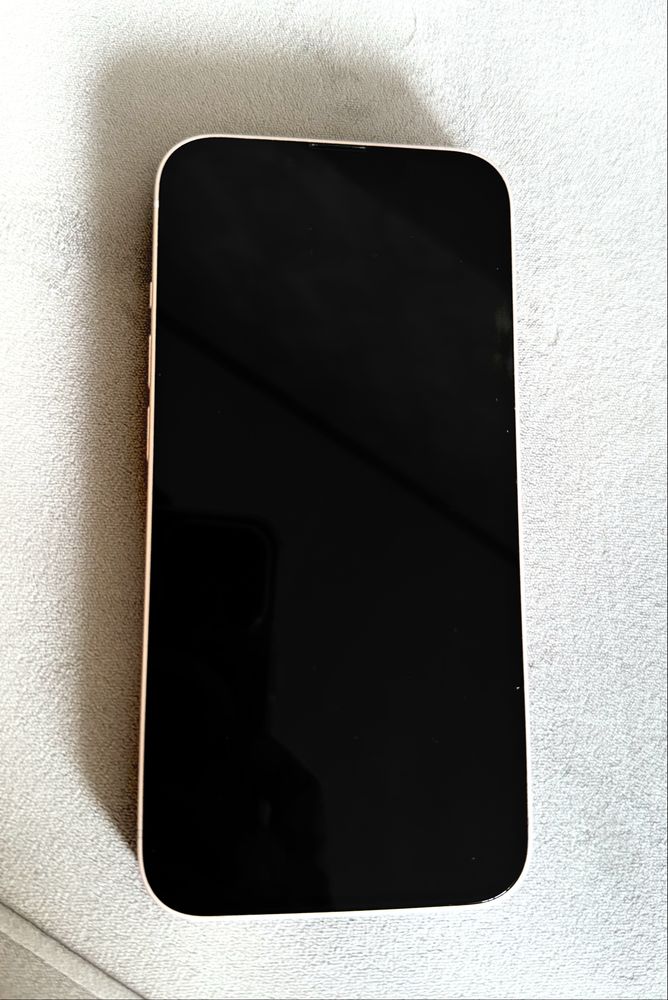 iPhone 13, 128GB, Розовый цвет, полный комплект, в отличном состоянии!