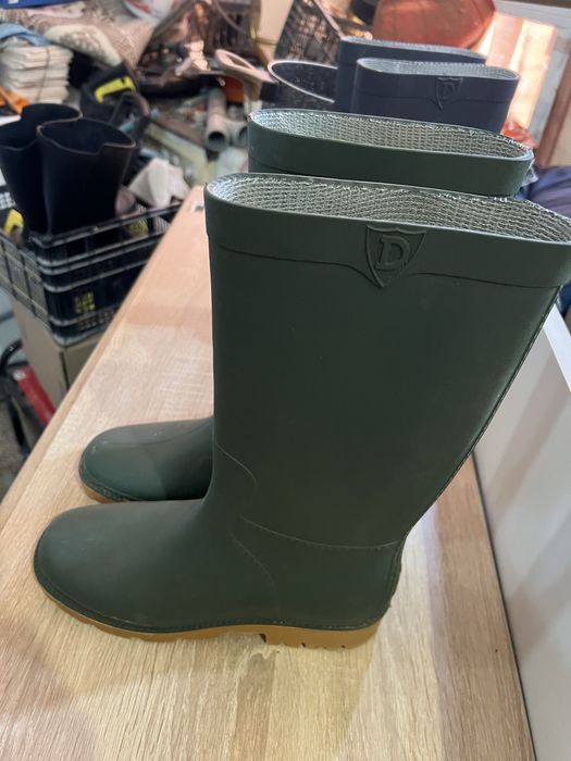 Ботуши дунлоп.нови