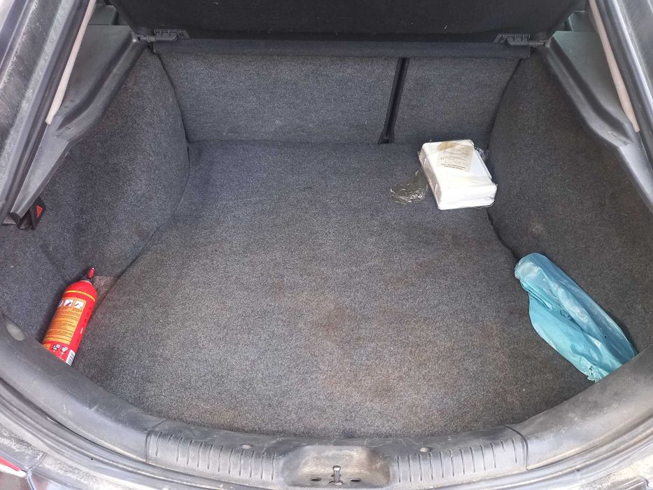 Ford mondeo mk3 hatchback 110cp