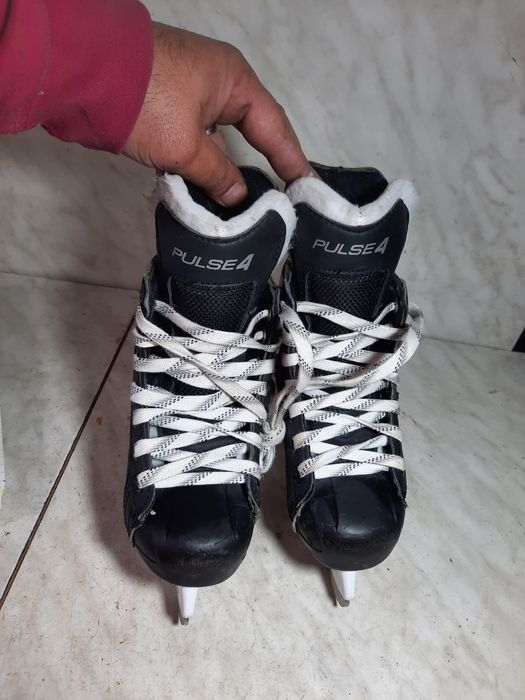 Patine hochey hochei 613 Pulse 4 marime 30 (20 cm) impecabile