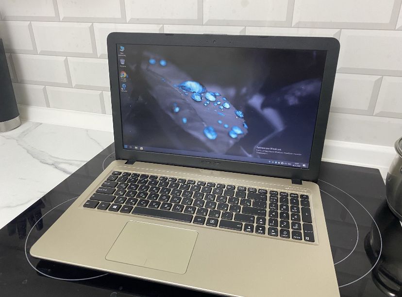 ноутбук  в отличном состоянии