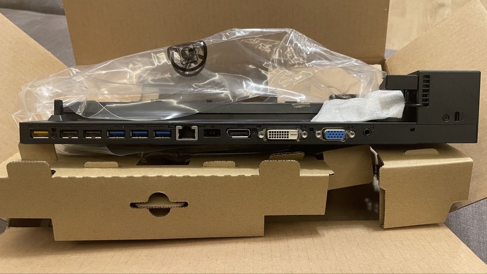 Докинг станция ThinkPad Pro Dock, 90W
