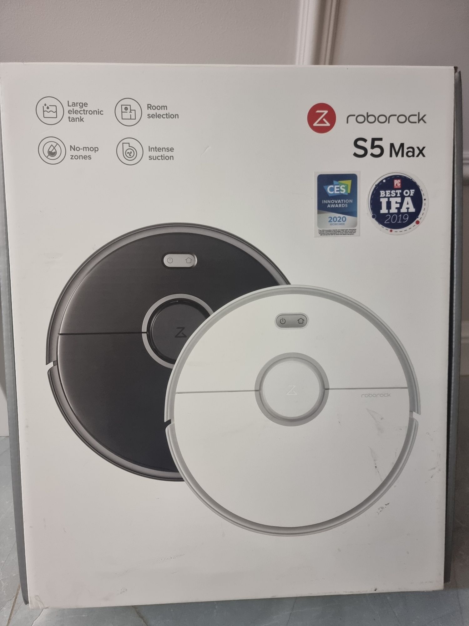Робот пылесос roborock.