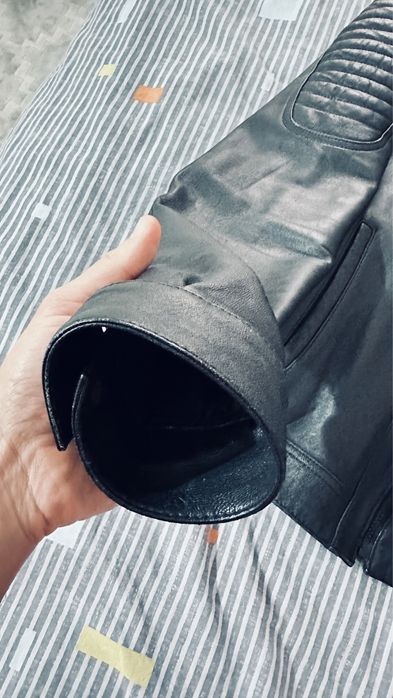 Geaca piele marimea M in stare foarte buna