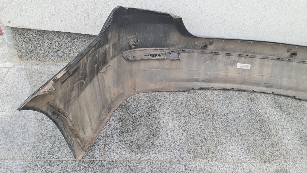 Spoiler bara spate BMW 5 F10 facelift lci luxury