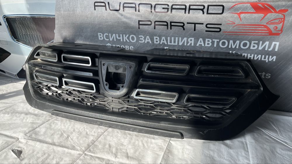 2 броя предна решетка Dacia Dokker/Lodgy 2012-