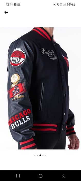 Vând Jacketă,Paltaloni sport, Tricou stil V , Marca Cicago Bulls