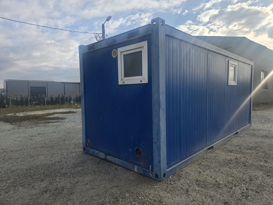 INCHIRIEZ container sanitar WC