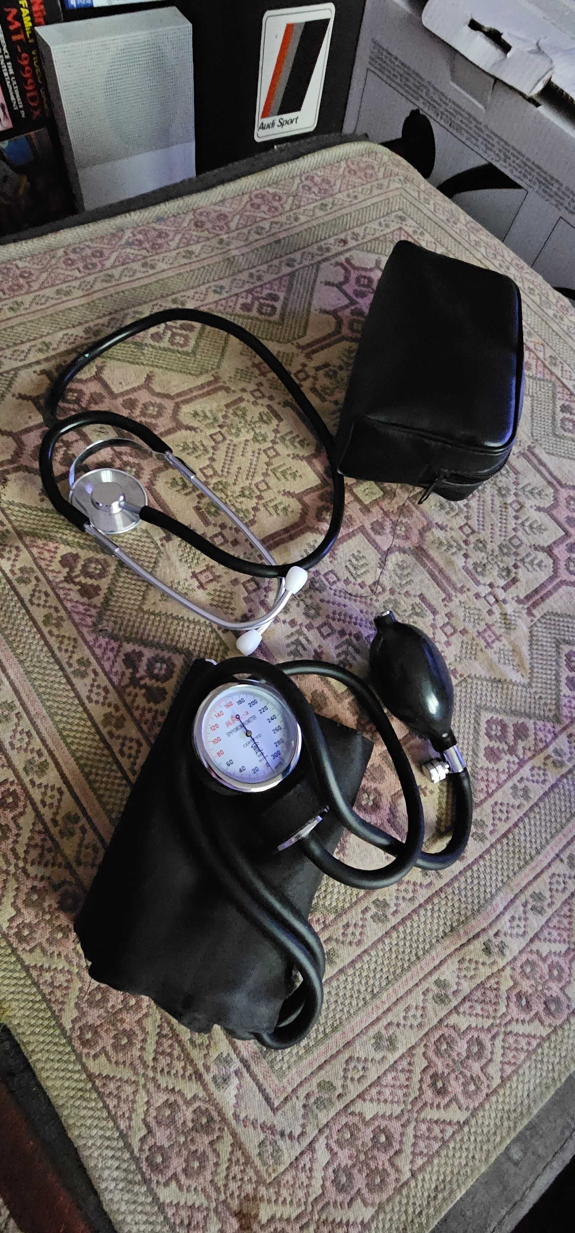 stetoscop si tensiometru