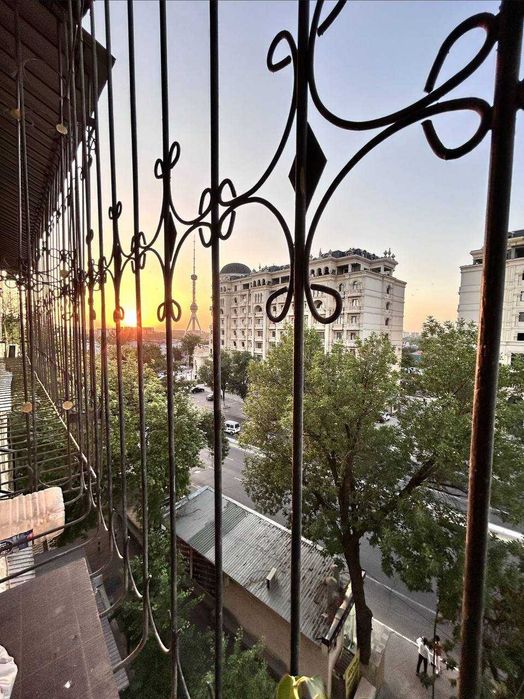 Бадамзар 4-комнатная квартира ориентир метро Бадамзар