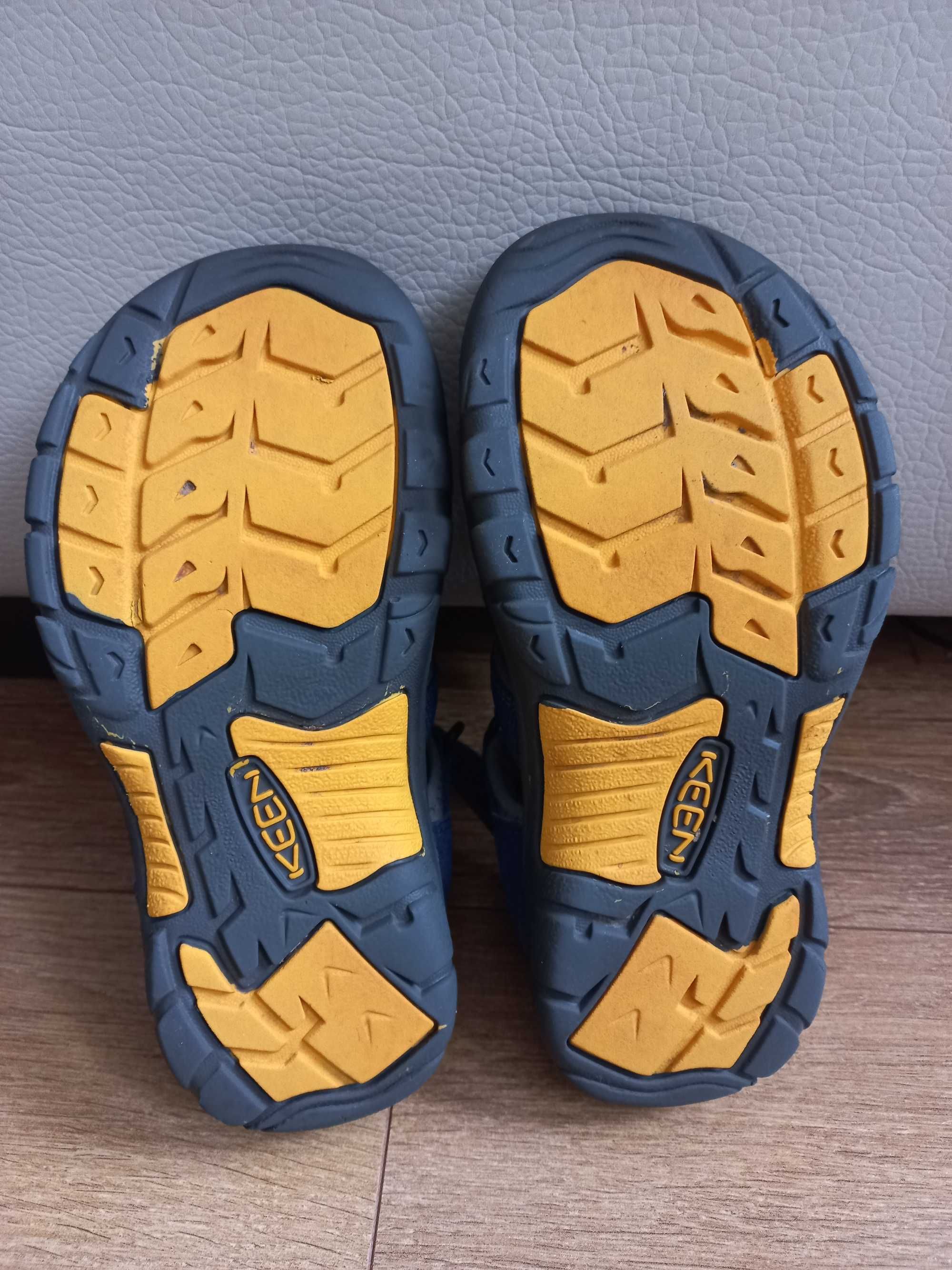 Keen детски сандали