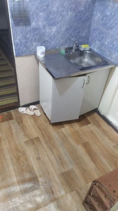 Бадамзар ориентир РОВД 1 хонали общежитие отдельный вход