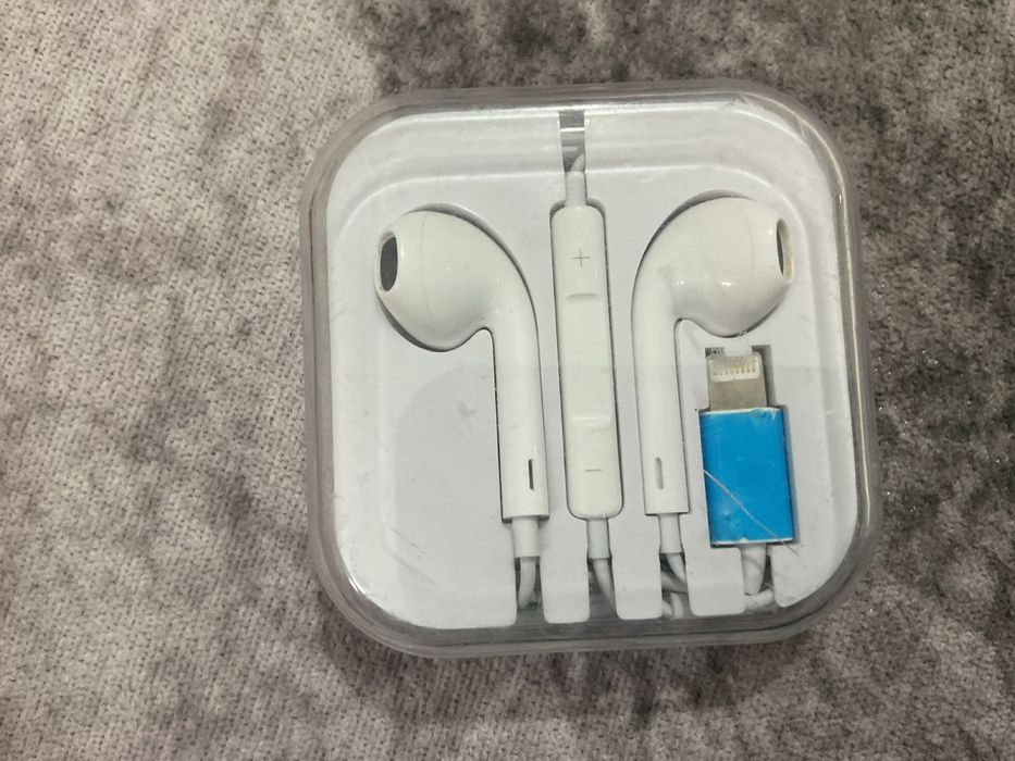 Наушники проводные