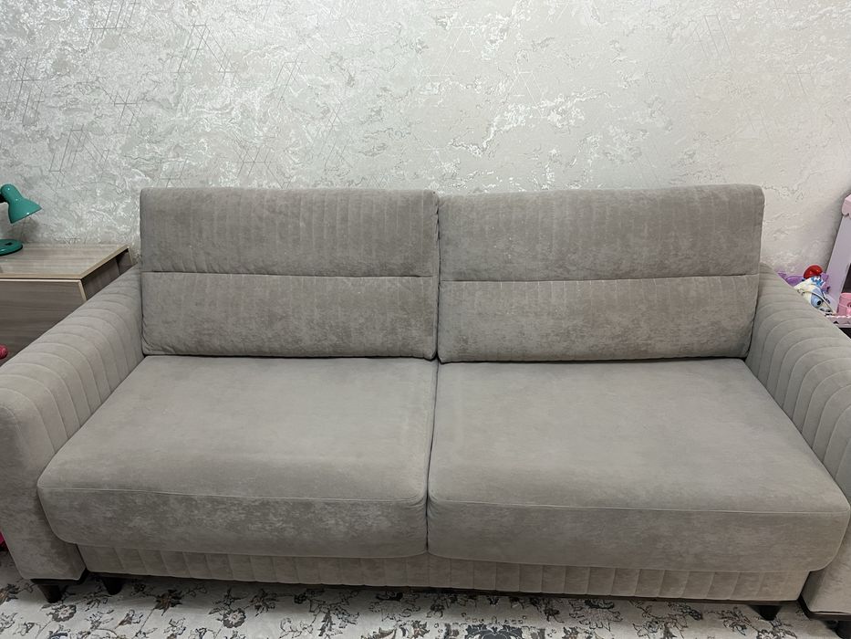 Продам диван Россия