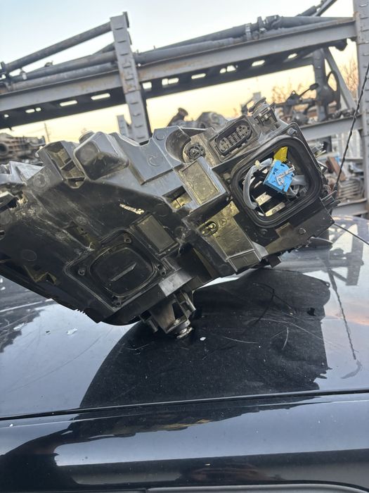 ляв фар за mercedes benz s-class w222