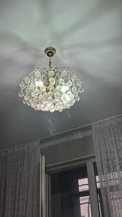 Продам хрустальную Люстру
