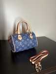 Geanta Louis Vuitton