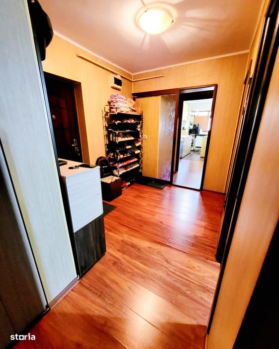 3 camere mobilat si utilat micro 20, bloc cu lift