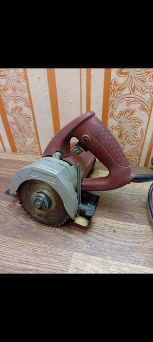 Продам пчёлку срочно